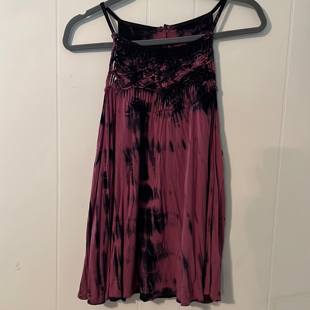 American Eagle ti-dye tank